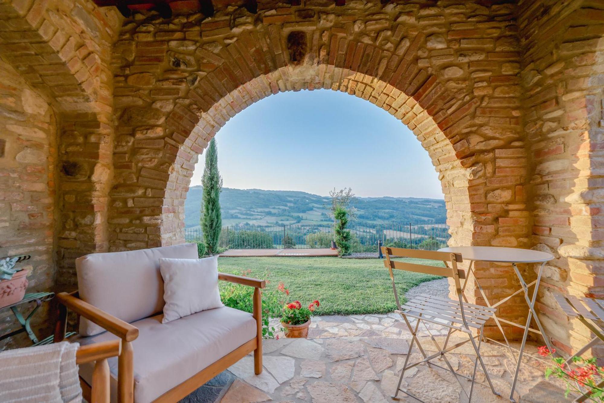 Villa Destino Italy, Umbria Tuscany Boarder Montone  Exterior photo